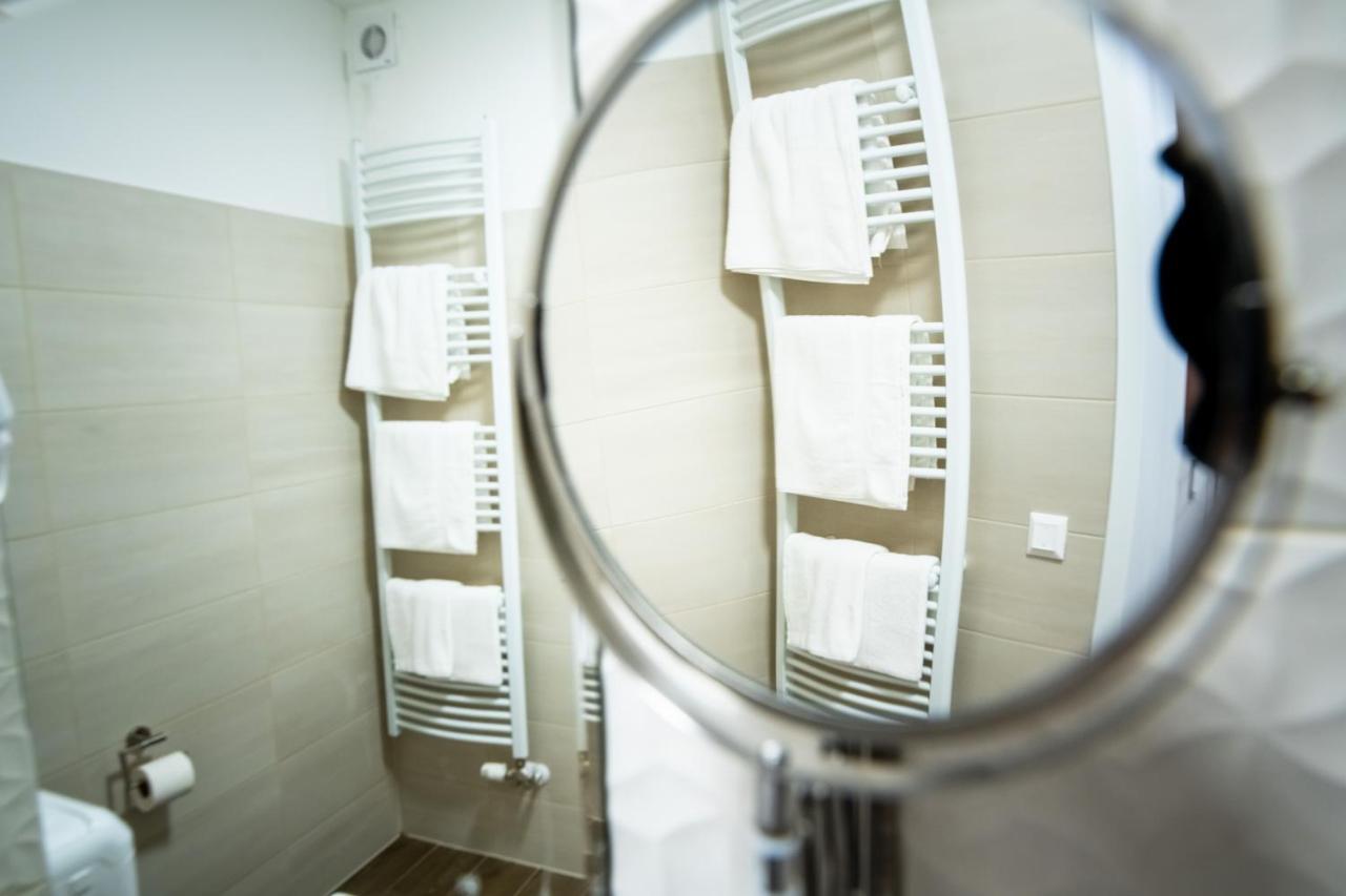 Elixir Panzio Bed & Breakfast Nyírbátor Eksteriør bilde